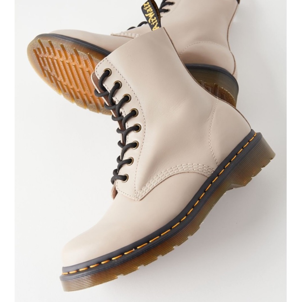 Dr. Martens 1460 Pascal Boot